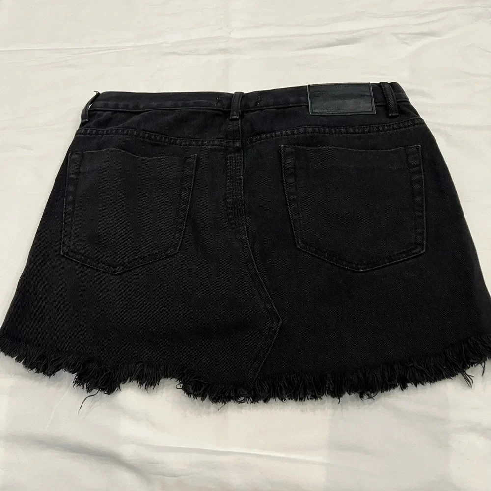 One Teaspoon Fox Black Junkyard Jean Skirt